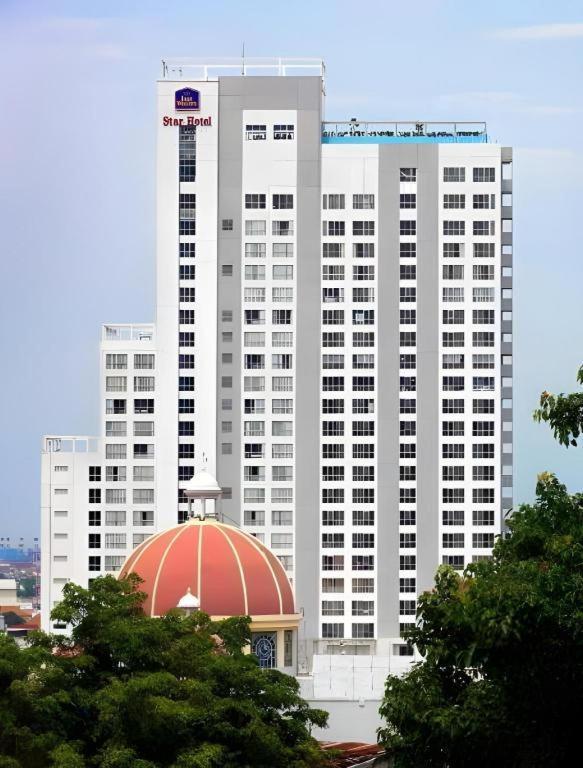 Horison Ultima Semarang Hotel Kültér fotó